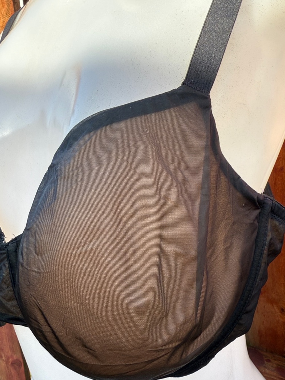 Victoria's Secret Angelight Full Coverage Sheer Spacer Bra Size 38DD - Picture 4 of 10